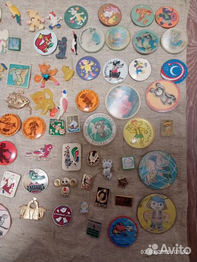 Набор детских значков СССР