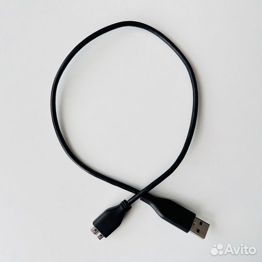 Внешний жеский диск Western Digital My Passport