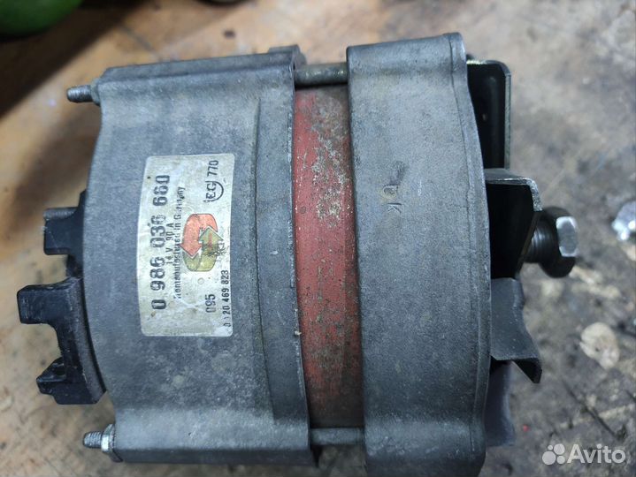 Генератор Ауди 100