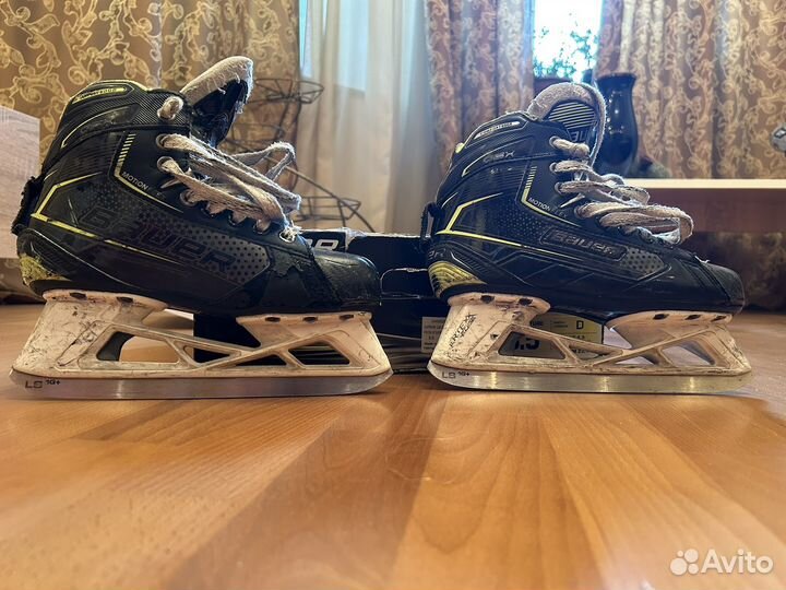 Коньки хоккейные вратарские