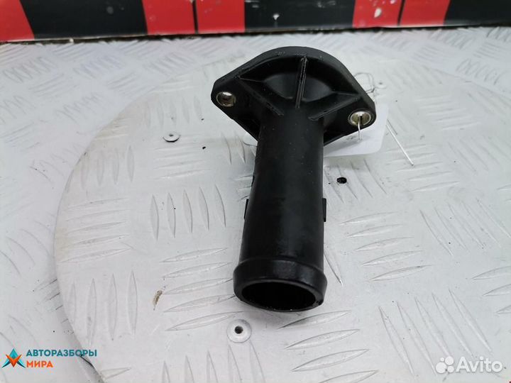 Корпус термостата Volkswagen Golf 3 1999 038121121