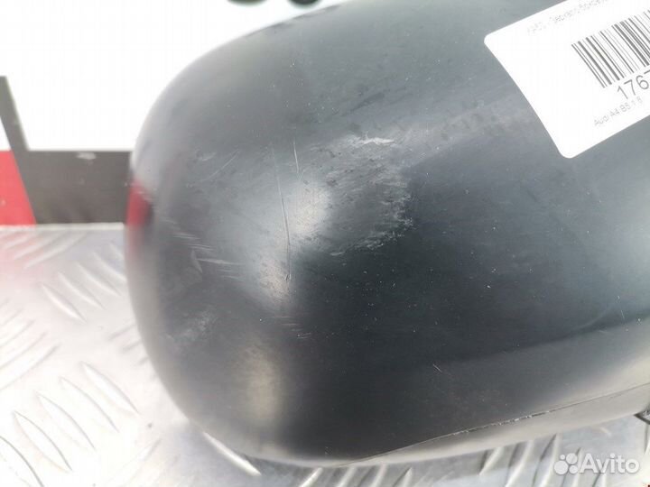 Зеркало боковое правое для Audi A4 B5 8D1858532C