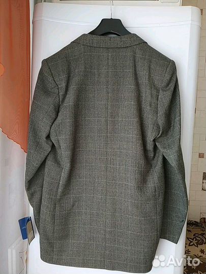 Новый пиджак р. 40