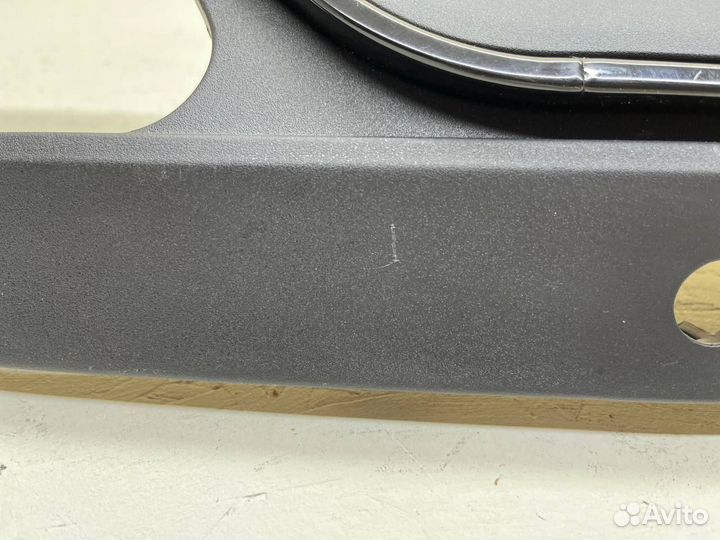 Дефект 1 Mercedes W205 диффузор AMG C63 в обычный бампер