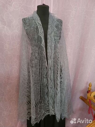 Палантин пуховый