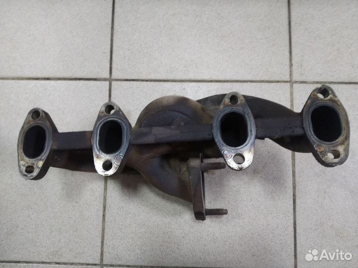 Коллектор выпускной Volkswagen Passat B5 2