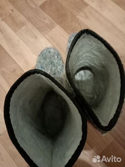 Резиновые сапоги