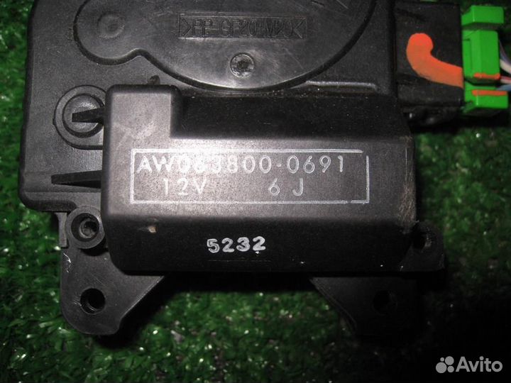 Моторчик заслонки печки Subaru Tribeca WX 2008