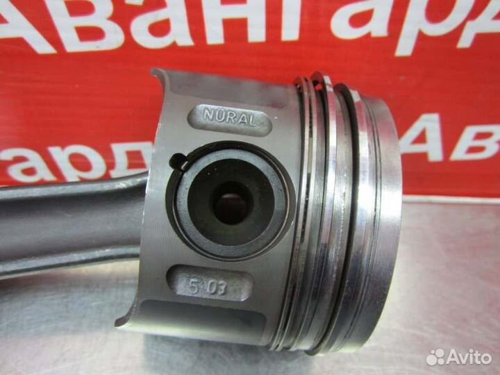 Шатун с поршнем Mercedes-Benz C-Class W203 OM646