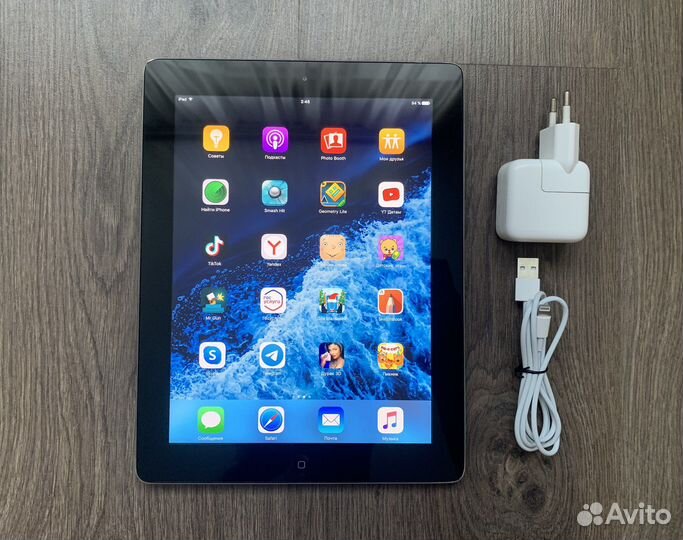 iPad 4 16GB Wi-Fi Ребенку для мультиков