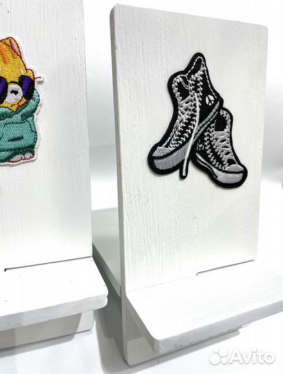 Подставка для телефона (смартфона)