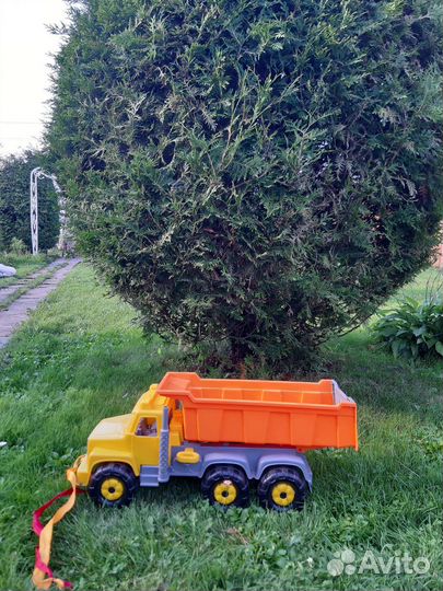 Игрушки машина большая