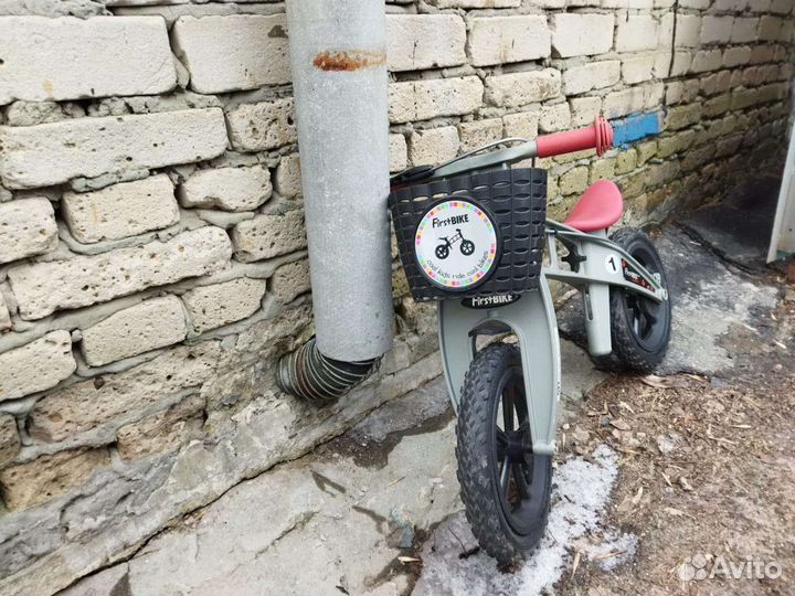 Беговел FirstBike