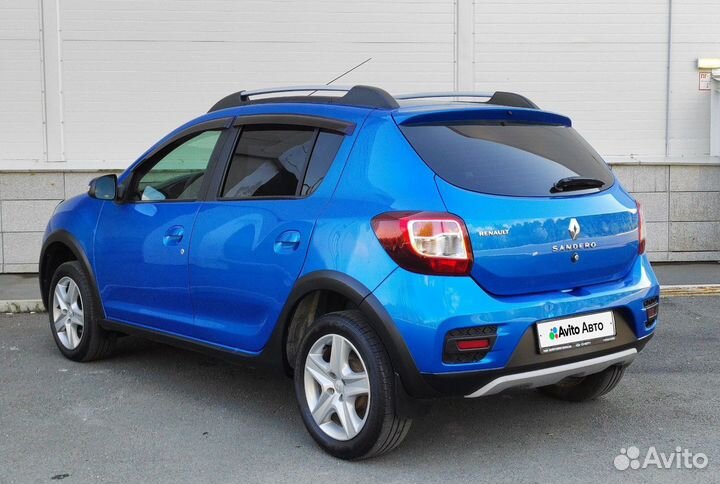 Renault Sandero Stepway 1.6 AMT, 2015, 127 000 км