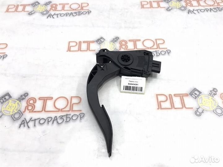 Педаль газа Audi Q5 (8R) 2008-2012