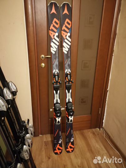 Горные лыжи Atomic