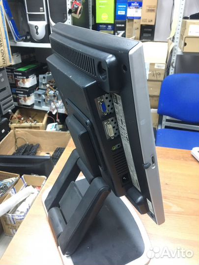 ЖК монитор 15