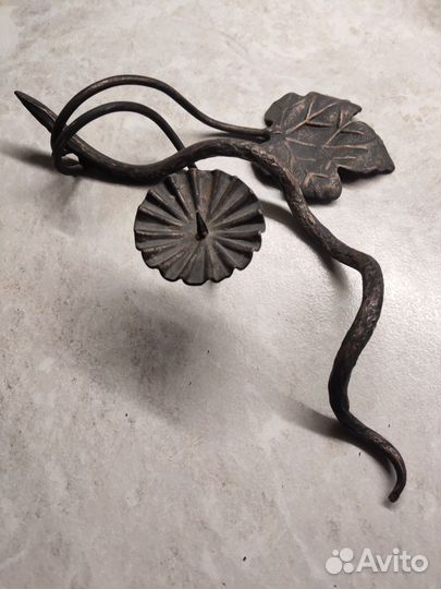 Подсвечник коварный