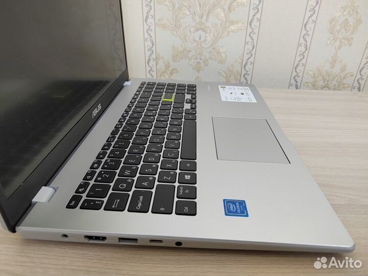 Ультрабук Asus 14