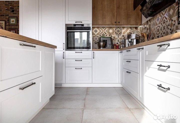 Кухня на заказ с островом