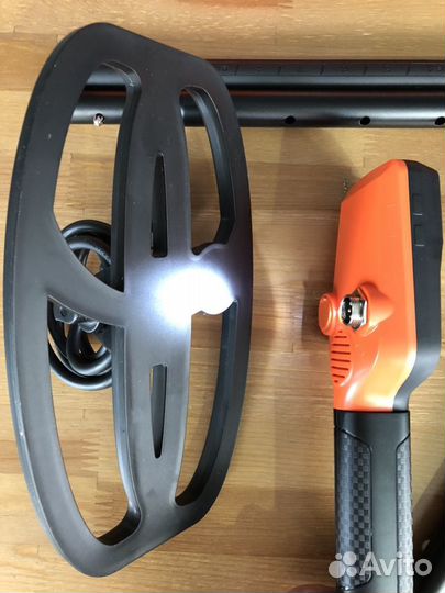 Металлоискатель Quest X5