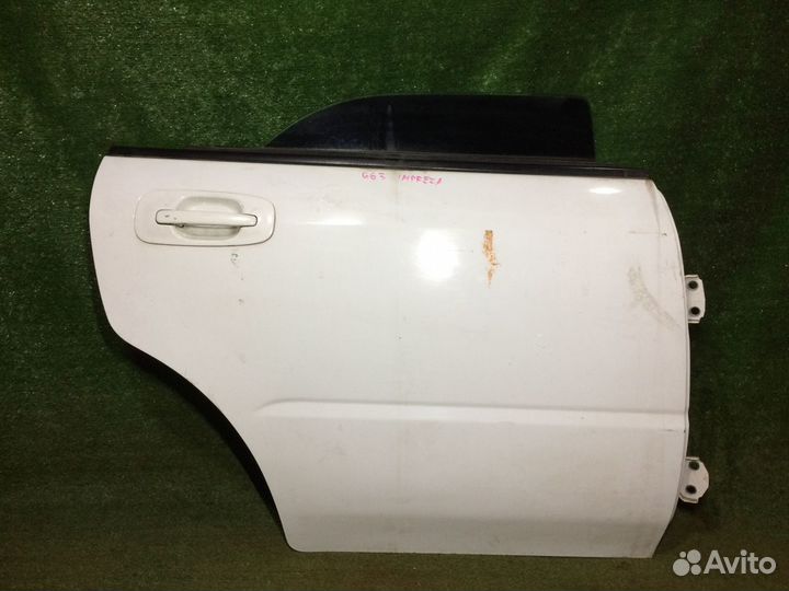 Дверь задняя правая subaru Impreza GG G11 Белая ца