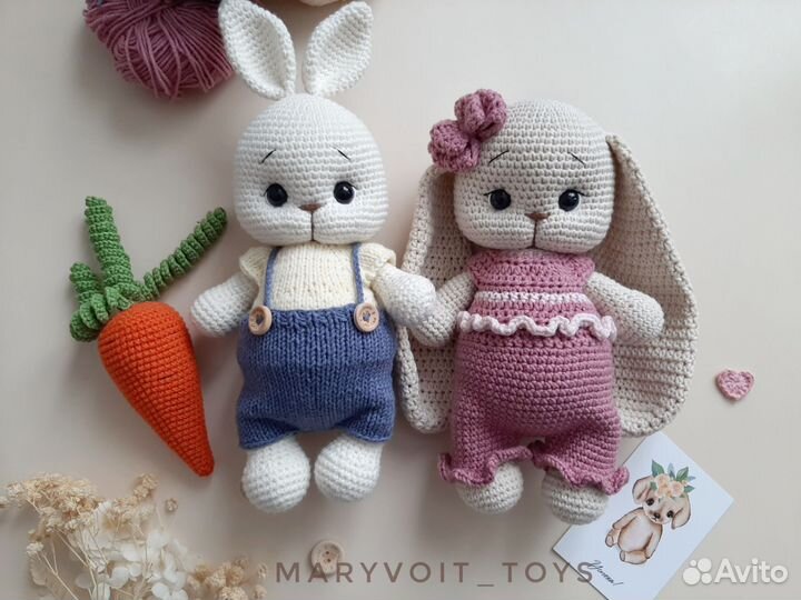 Вязаные игрушки зайка