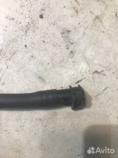 Патрубок Volvo S40