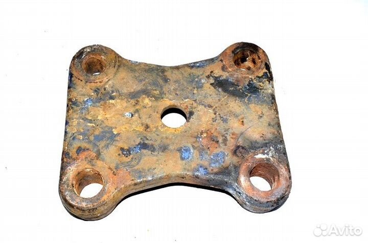 Кронштейн рессоры, прицепного моста, задний правый