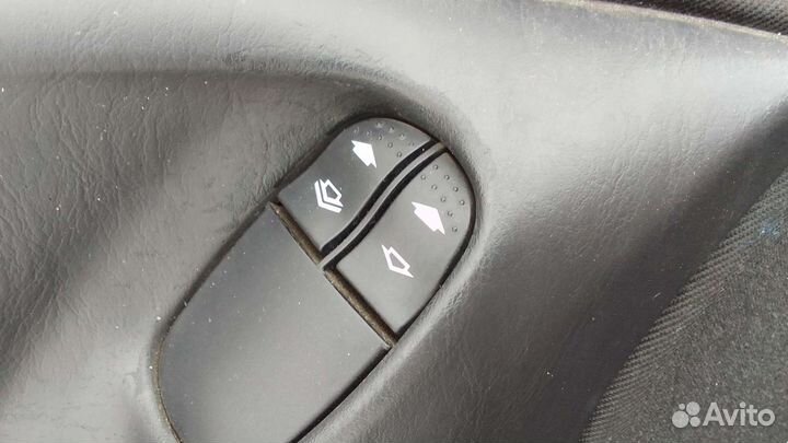 Кнопка электростеклоподьемников Форд Фокус 1