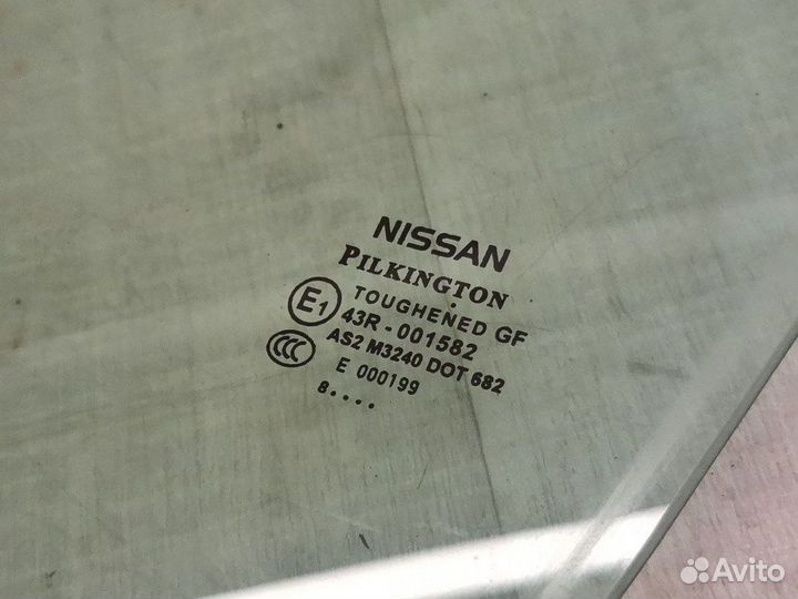 Стекло двери переднее левое Nissan Qashqai 1 J10
