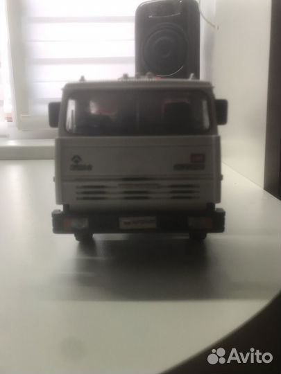 Модель грузовика