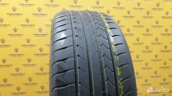 Goodyear EfficientGrip 255/45 R20