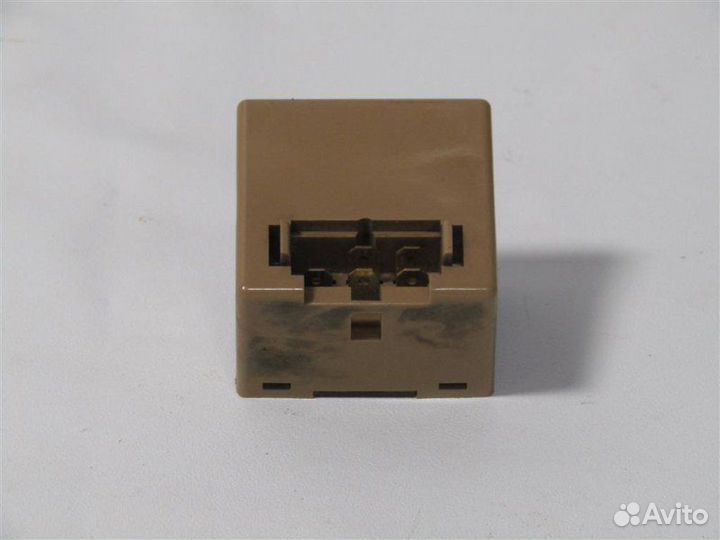 Реле уровня масла Mitsubishi Pajero 3 4M41 DI-D