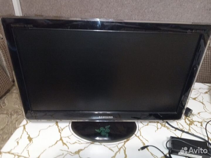 Монитор Samsung 23 фул hd