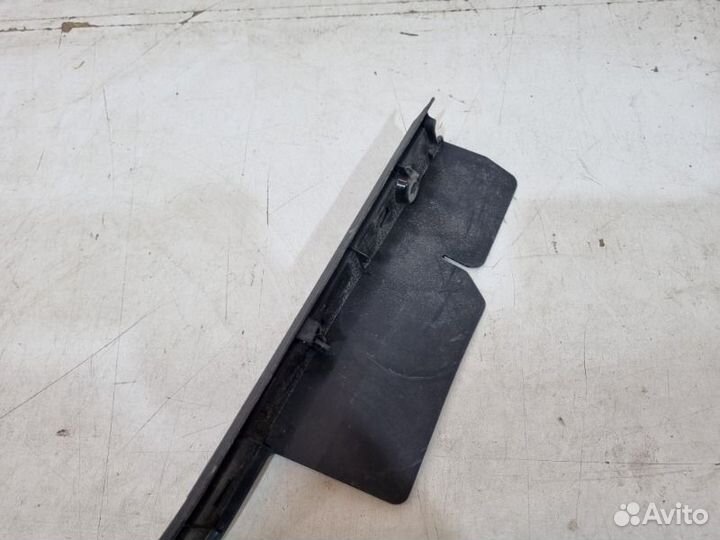 Пыльник крыла передний правый Toyota Rav4 50