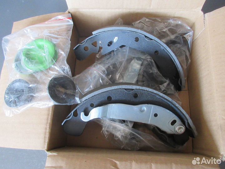 Колодки тормозные задние corsa-C