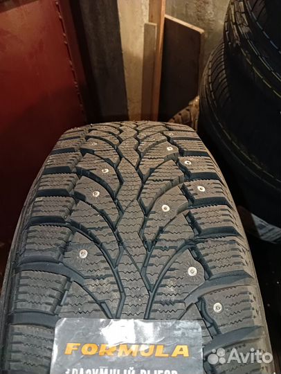 Pirelli Formula Ice 195/60 R15