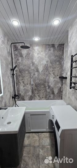 Обшивка ванной пластиком