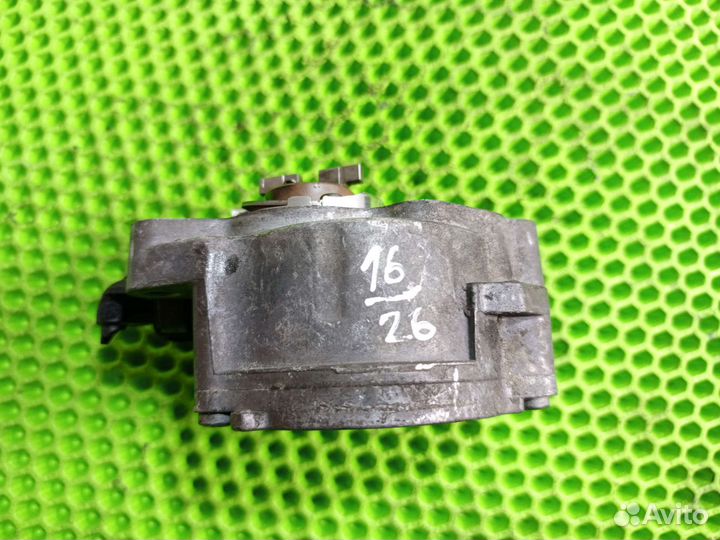 Вакуумный насос Peugeot Partner