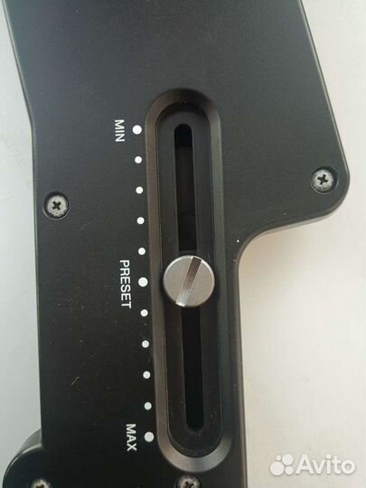 Плечевой упор Sony