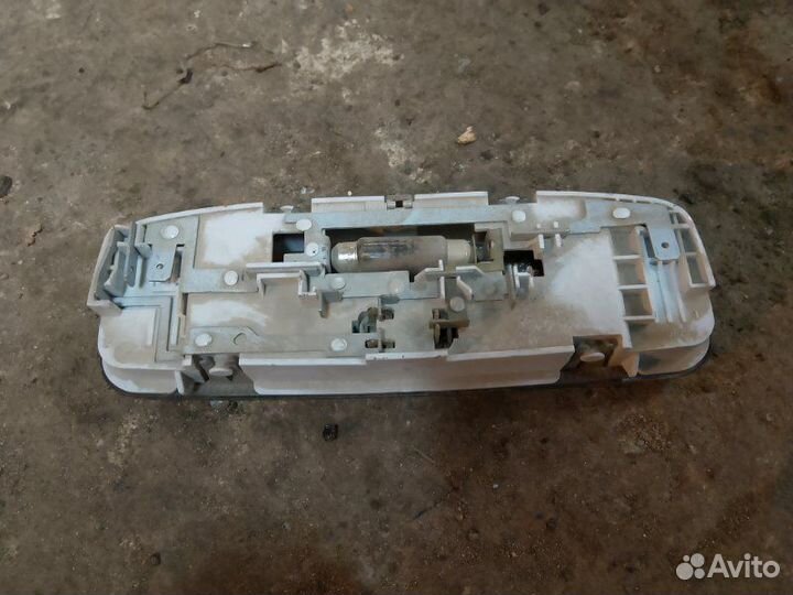 Плафон подсветки салона Ford Focus 2 2 поколение