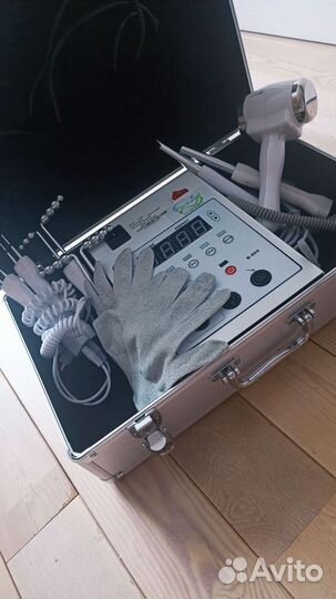 Аппарат для микротокового лифтинга VY-B809