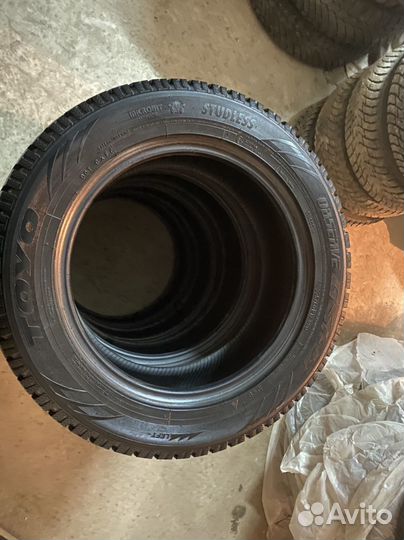 Toyo Observe GSi-5 225/60 R17 30M