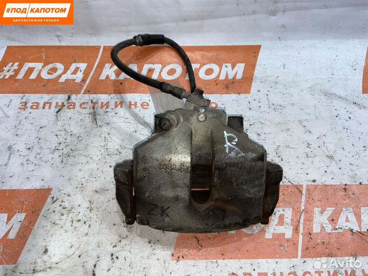 Суппорт тормозной передний правый Skoda Octavia