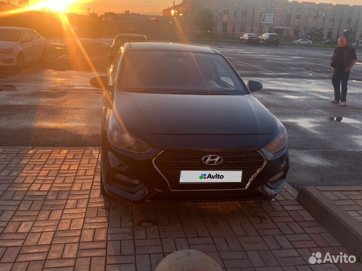 Hyundai Solaris 1.6 AT, 2018, 220 000 км