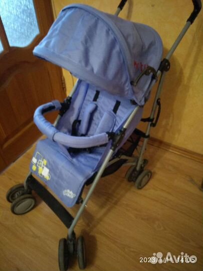 Прогулочная коляска