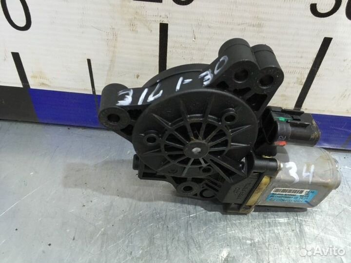 Моторчик стеклоподъемника задний левый Hyundai I30