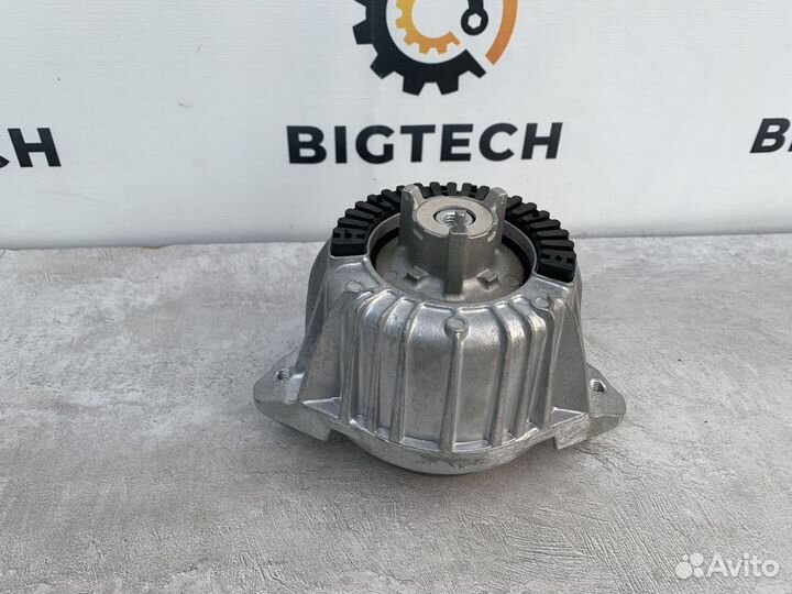 Подушка двс Mercedes W212 A2122401417