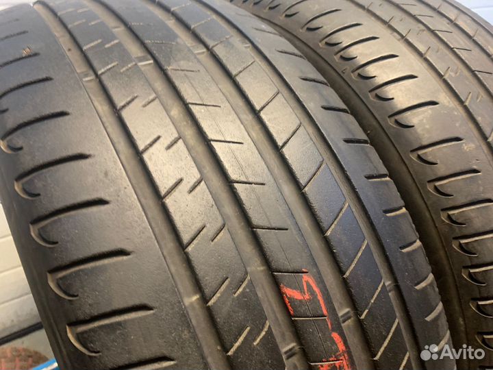 Bridgestone Alenza 001 245/45 R20